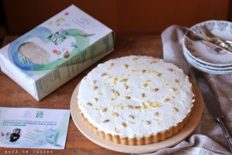 una buonissima torta di riso e ricotta