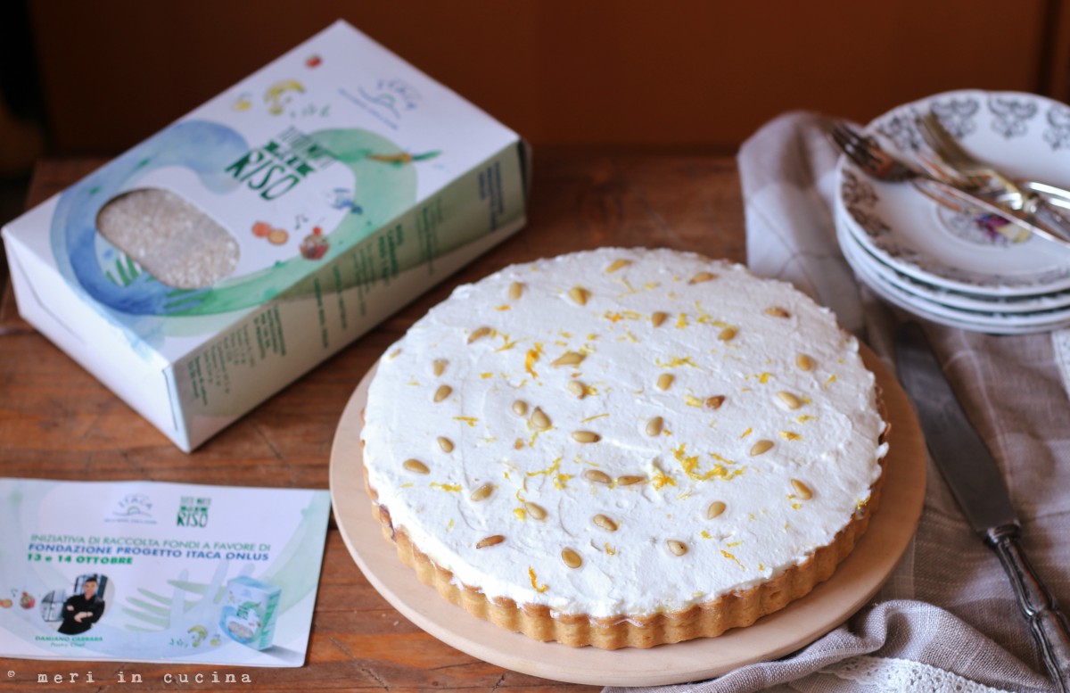 una buonissima torta di riso e ricotta