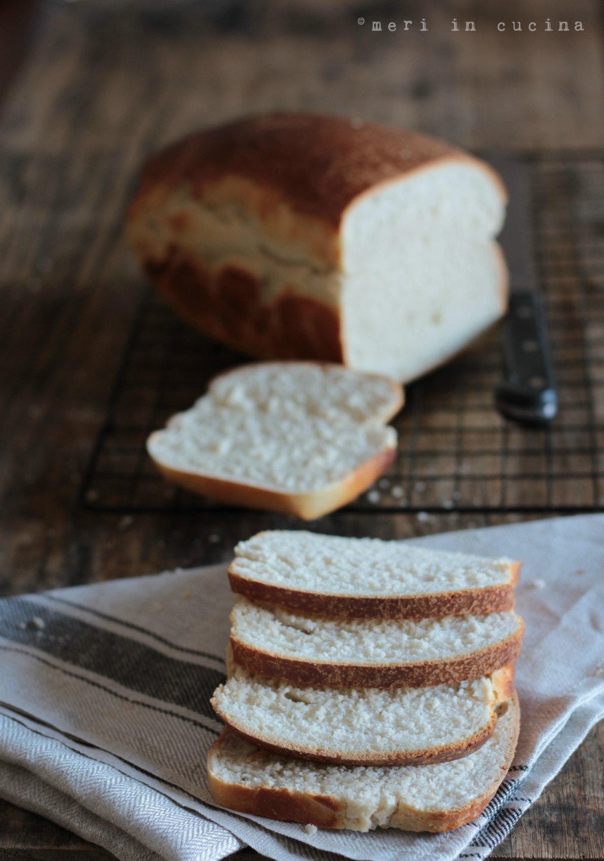 un soffice pane preparato con lievito madre