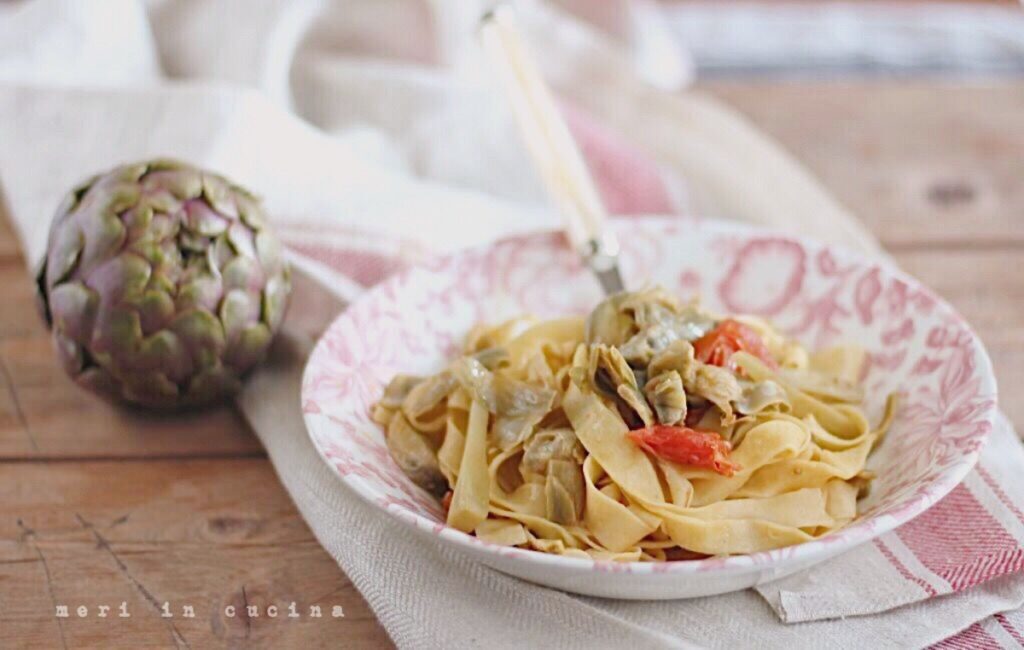 fettuccine all'uovo con i carciofi