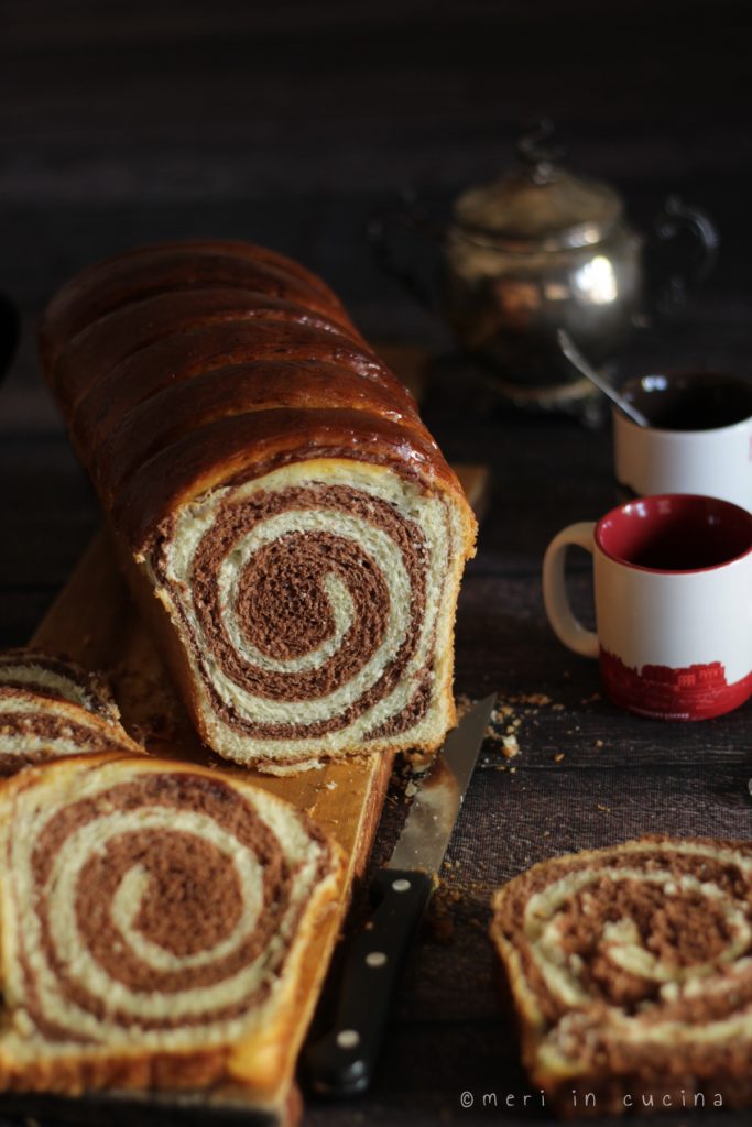 pan brioche bicolore al cioccolato