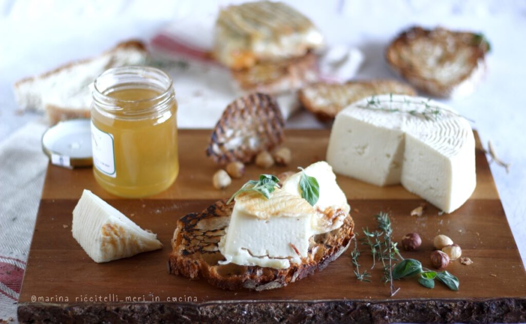 bruschetta al pecorino
