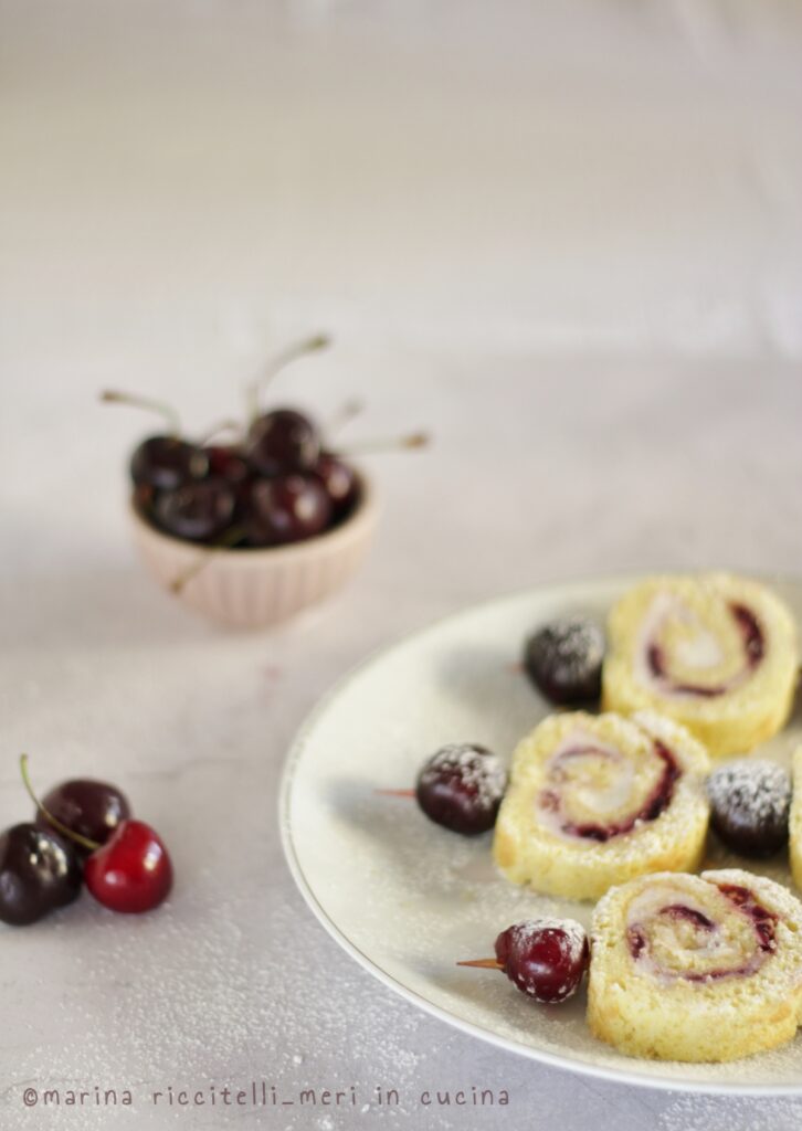 spiedini di pasta biscotto con ricotta e visciole