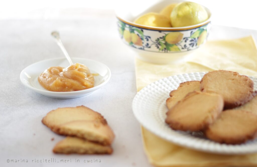 biscotti al lemon curd