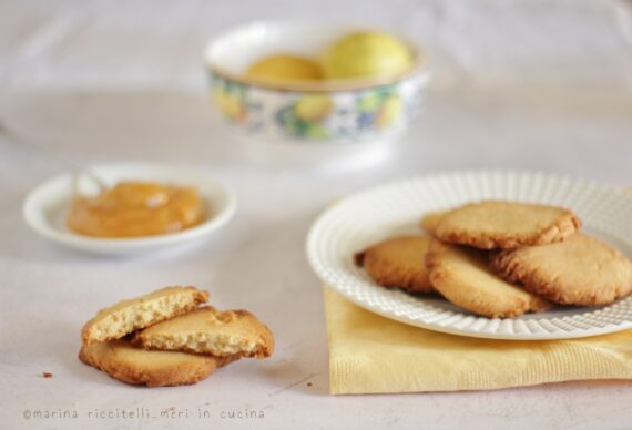 biscotti al lemon curd